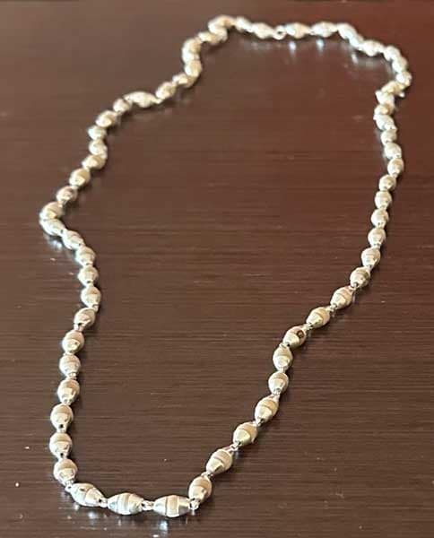 Tulasi Kanti malas de plata color natural